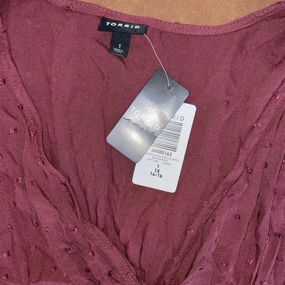 NWT Torrid Midi Swiss Dot Linen Surplice Dress Hi-Lo Maroon Pockets Sz: 1X 14-16 - Picture 6 of 9